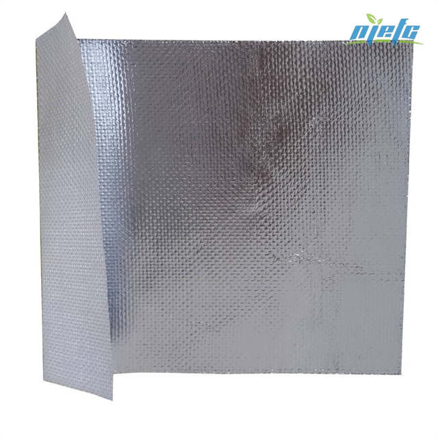 Material aislante Papel de aluminio laminado con tela de fibra de vidrio. 